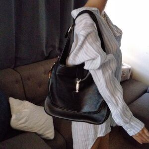 GUCCI SHOULDER BAG COLOR BLACK